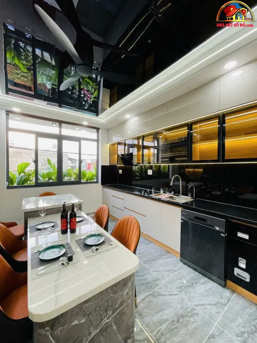 Bán nhà đất sổ đỏ Quận 12 TP.HCM diện tích 60m² giá 7.1 tỷ