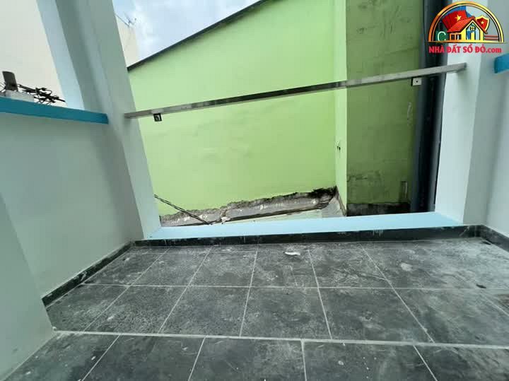 Nhà đất sổ đỏ Quận 4, Hồ Chí Minh đúc 3 tấm giá 2.33 tỷ – 45m²