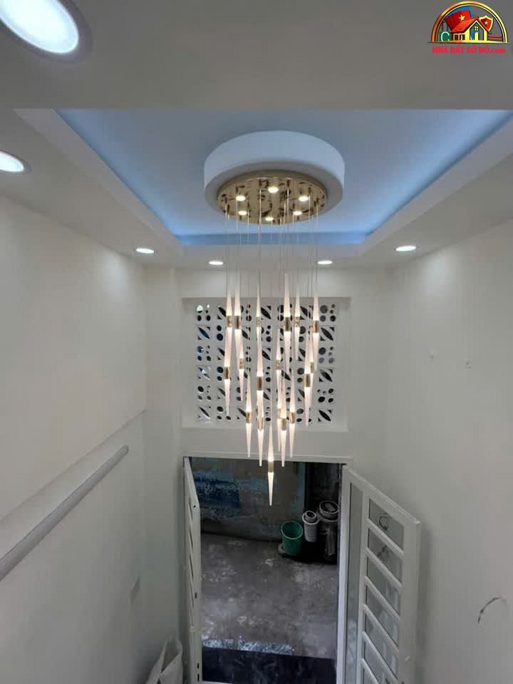 Nhà đất sổ đỏ Quận 4, Hồ Chí Minh đúc 3 tấm giá 2.33 tỷ – 45m²