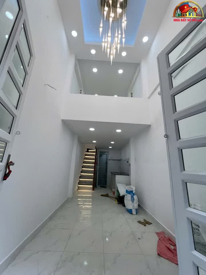 Nhà đất sổ đỏ Quận 4, Hồ Chí Minh đúc 3 tấm giá 2.33 tỷ – 45m²