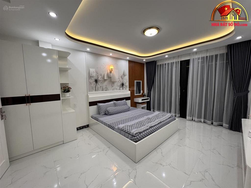 Nhà đất sổ đỏ Phú Nhuận 3 lầu, hẻm xe hơi 7.8 tỷ