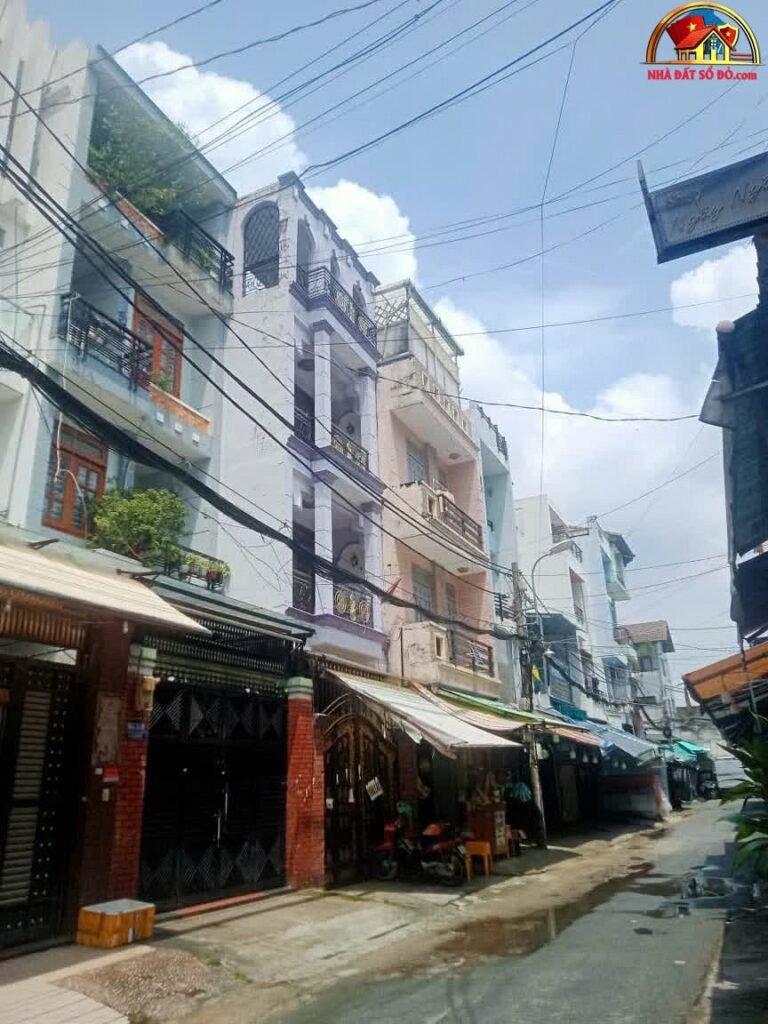 Bán nhà riêng sổ đỏ Gò Vấp 72m², giá 6.5 tỷ, 2 tầng