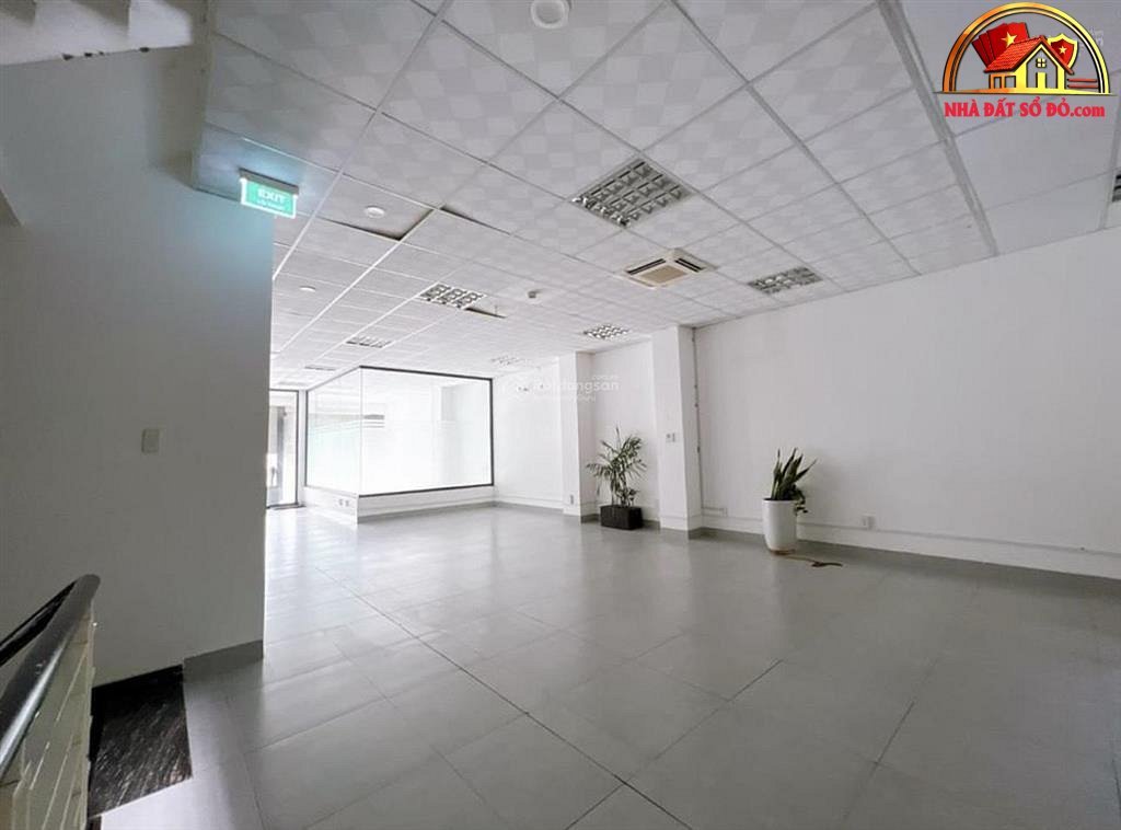 Bán nhà mặt tiền 3 tháng 2 Quận 10 Hồ Chí Minh – 140m2, giá 27 tỷ