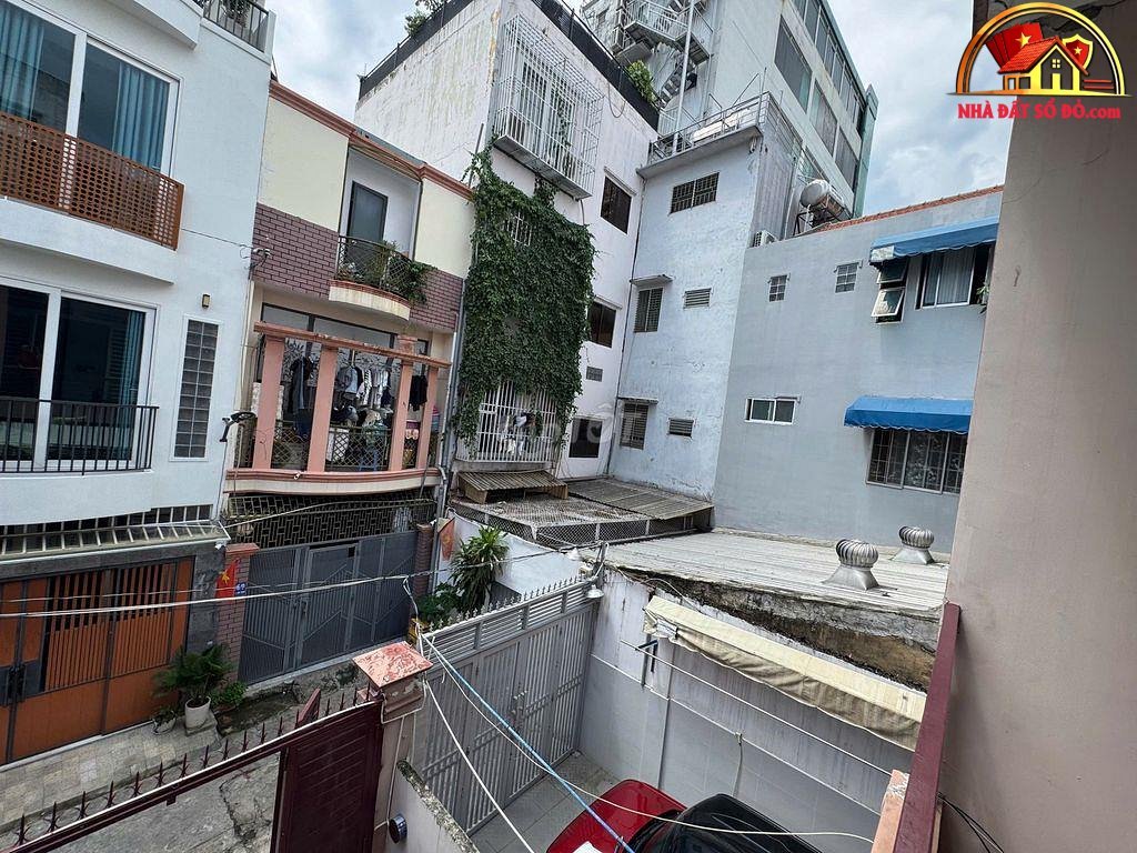 Nhà đất sổ đỏ Bình Thạnh TP.HCM – 2 căn nhà trên đất 170m² giá 24 tỷ