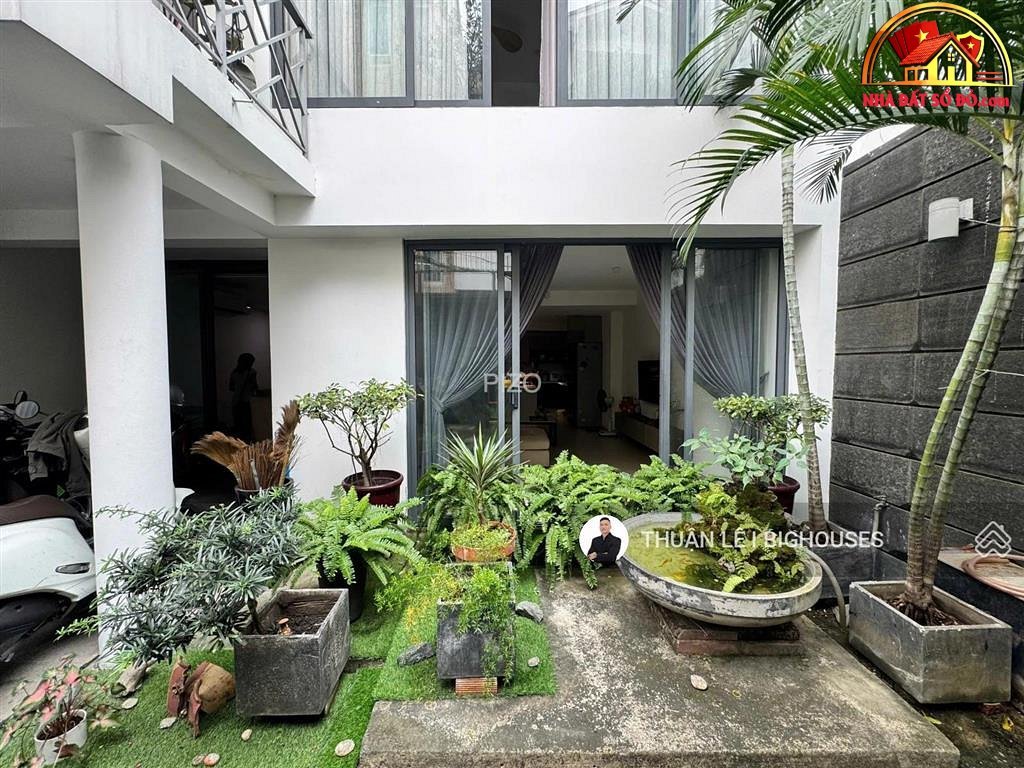 Nhà đất sổ đỏ Phú Nhuận: Biệt thự sang trọng 4 tầng, 156m2 chỉ 25 tỷ
