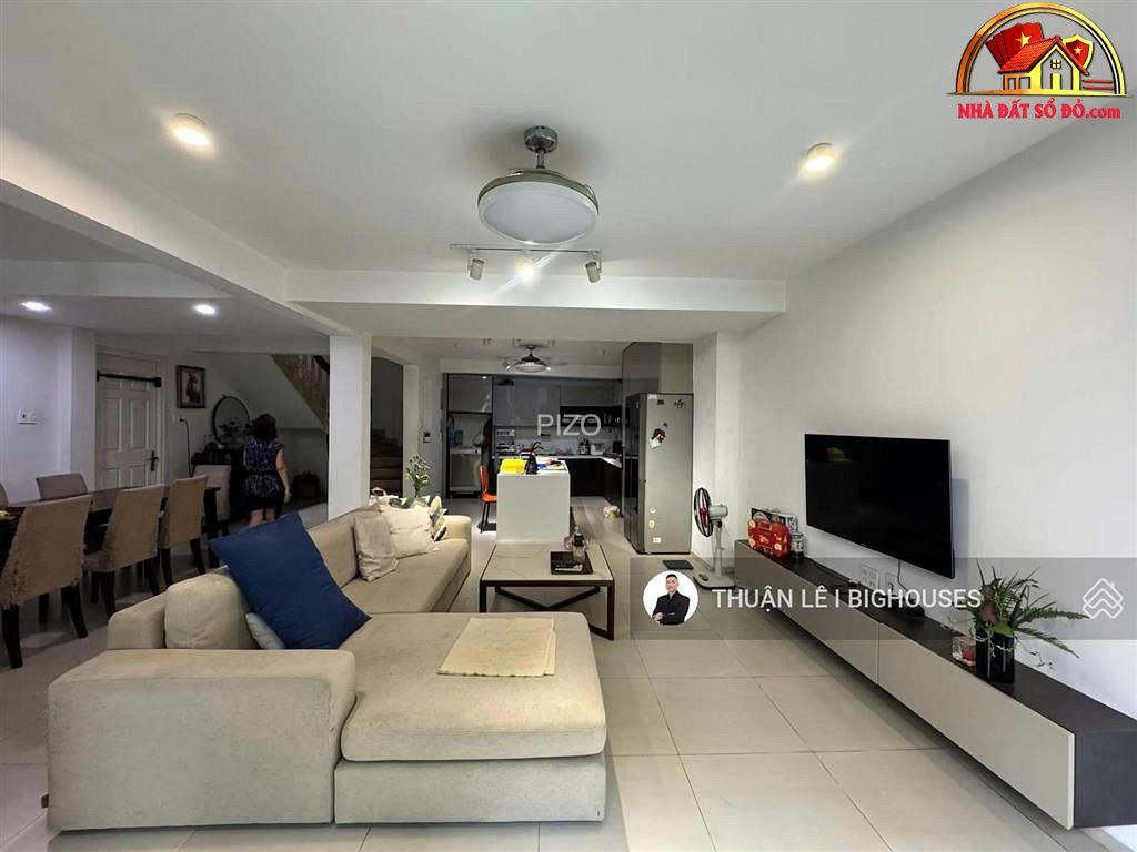 Nhà đất sổ đỏ Phú Nhuận: Biệt thự sang trọng 4 tầng, 156m2 chỉ 25 tỷ