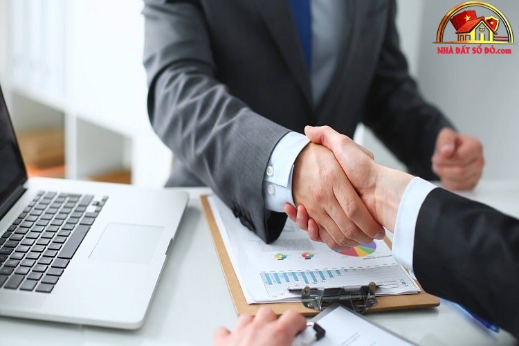 Xu hướng bất động sản sổ đỏ 2026-2027: Cần chú ý điều gì? - Review Nhà Phố - Mua bán nhà phố thổ cư - Reviewnhapho.com Xu hướng bất động sản sổ đỏ 2026-2027: Cần chú ý điều gì?