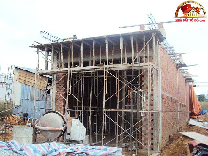 Lưu ý khi mua nhà có sổ đỏ: Phạt tới 80 triệu nếu xây dựng không phép - Review Nhà Phố - Mua bán nhà phố thổ cư - Reviewnhapho.com Lưu ý khi mua nhà có sổ đỏ: Phạt tới 80 triệu nếu xây dựng không phép