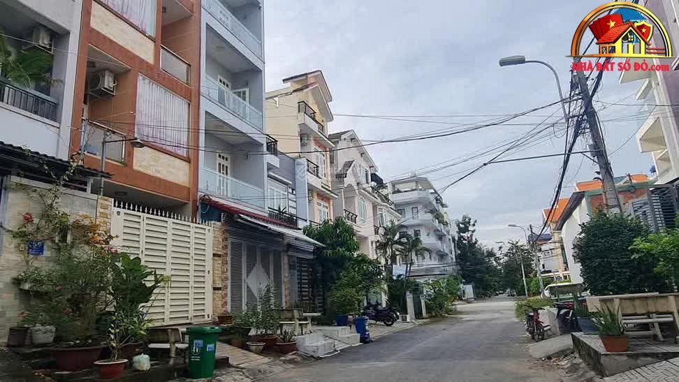 Nhà đất sổ đỏ TP.HCM – Bán nhà mặt tiền 4 tầng Bùi Minh Trực Quận 8 giá 9.8 tỷ
