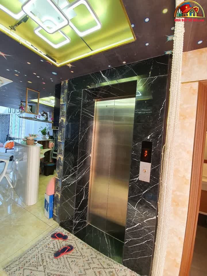 Bán tòa nhà văn phòng 8 tầng góc 3 mặt tiền Lê Văn Sỹ, 151m² chỉ 36 tỷ – Sổ đỏ