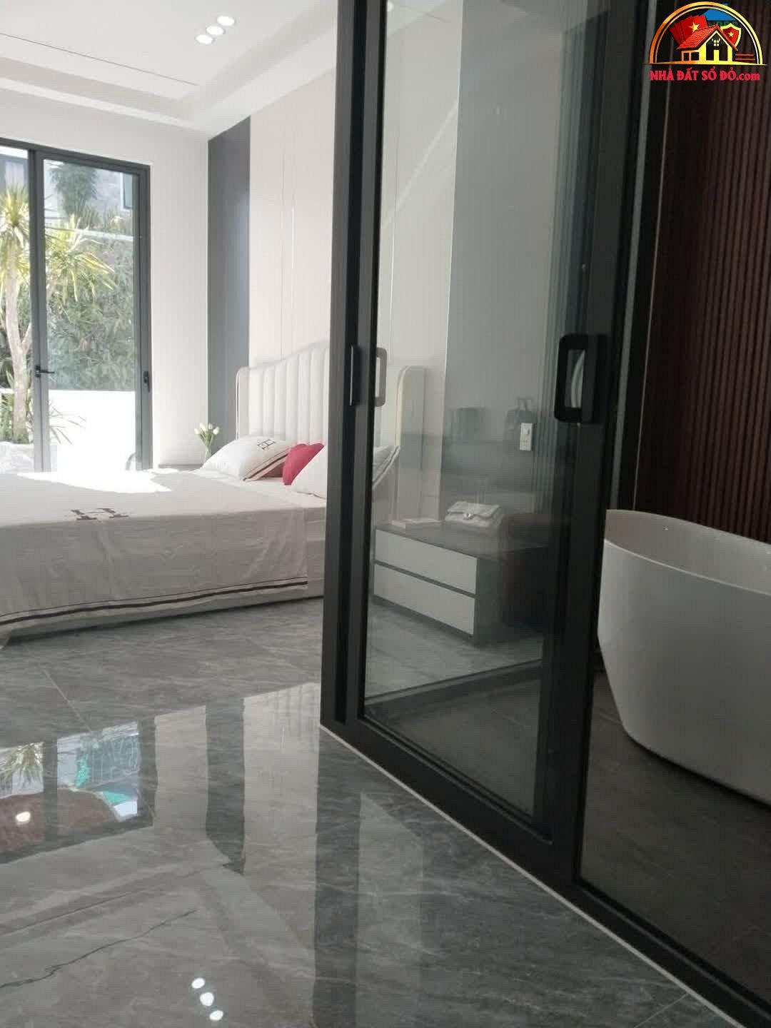 Nhà mặt phố kinh doanh tuyệt vời tại Nguyễn Hữu Thọ, giá 17.8 tỷ – BĐS Đà Nẵng
