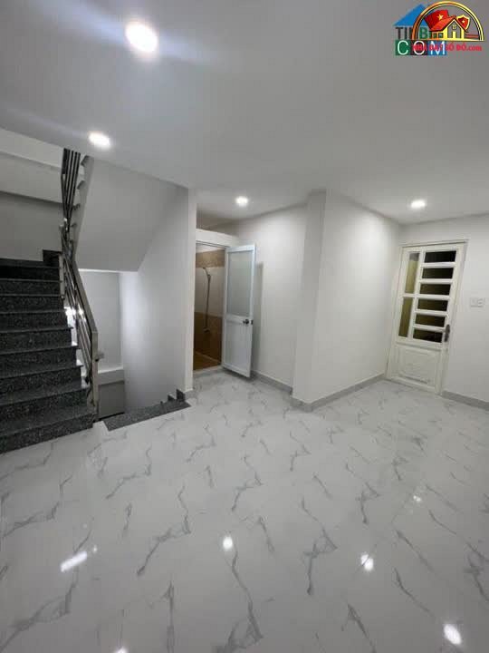 Nhà đất sổ đỏ Quận 3 Hồ Chí Minh, 2PN, 2WC chỉ 2.95 tỷ