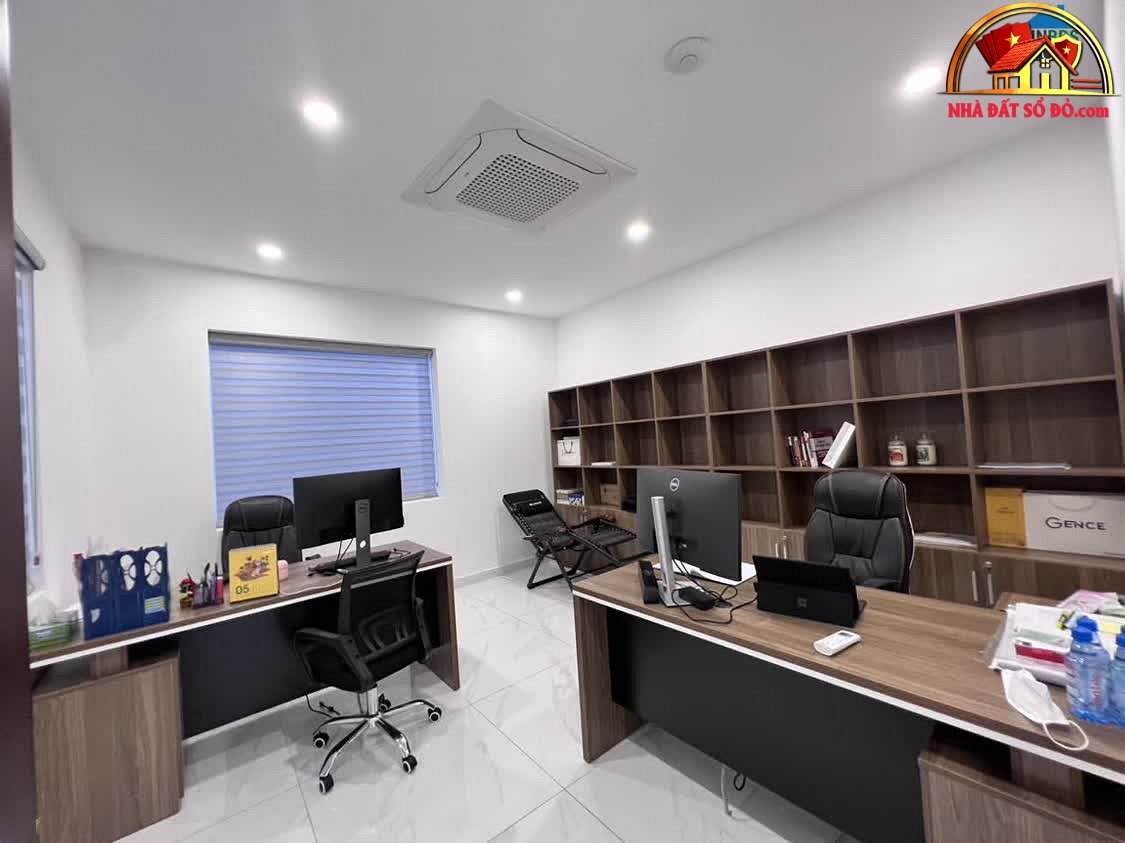 Không thể bỏ qua! Bán nhà mặt tiền Lý Chiêu Hoàng, 317m², 54 tỷ – Quận 6, Hồ Chí Minh