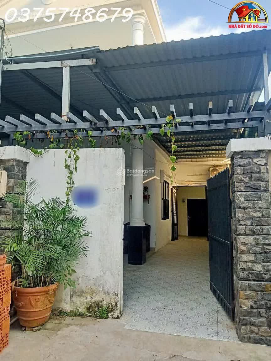 Bán nhà đất sổ đỏ Quận 2 TP.HCM, 8 phòng ngủ, 244m² giá 17.8 tỷ