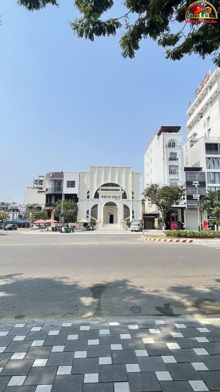 Bán lô đất mặt tiền đường Phạm Văn Đồng 127m² Sơn Trà Đà Nẵng