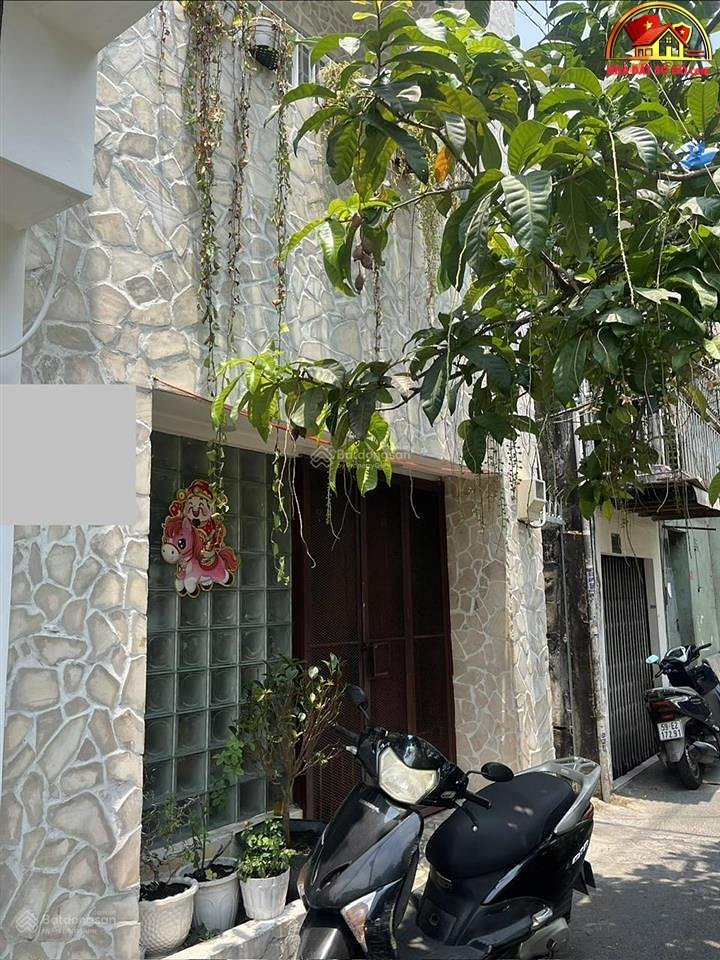 Nhà đất sổ đỏ Nguyễn Kiệm 54m2 giá chỉ 7.2 tỷ tại Quận Phú Nhuận TP.HCM