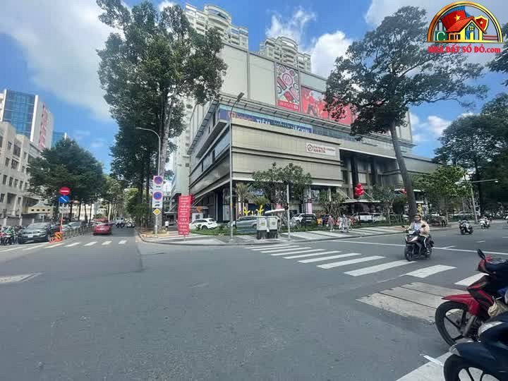 Nhà đất sổ đỏ Quận 5 – Bán nhà mặt tiền Phù Đổng Thiên Vương giá 16 tỷ
