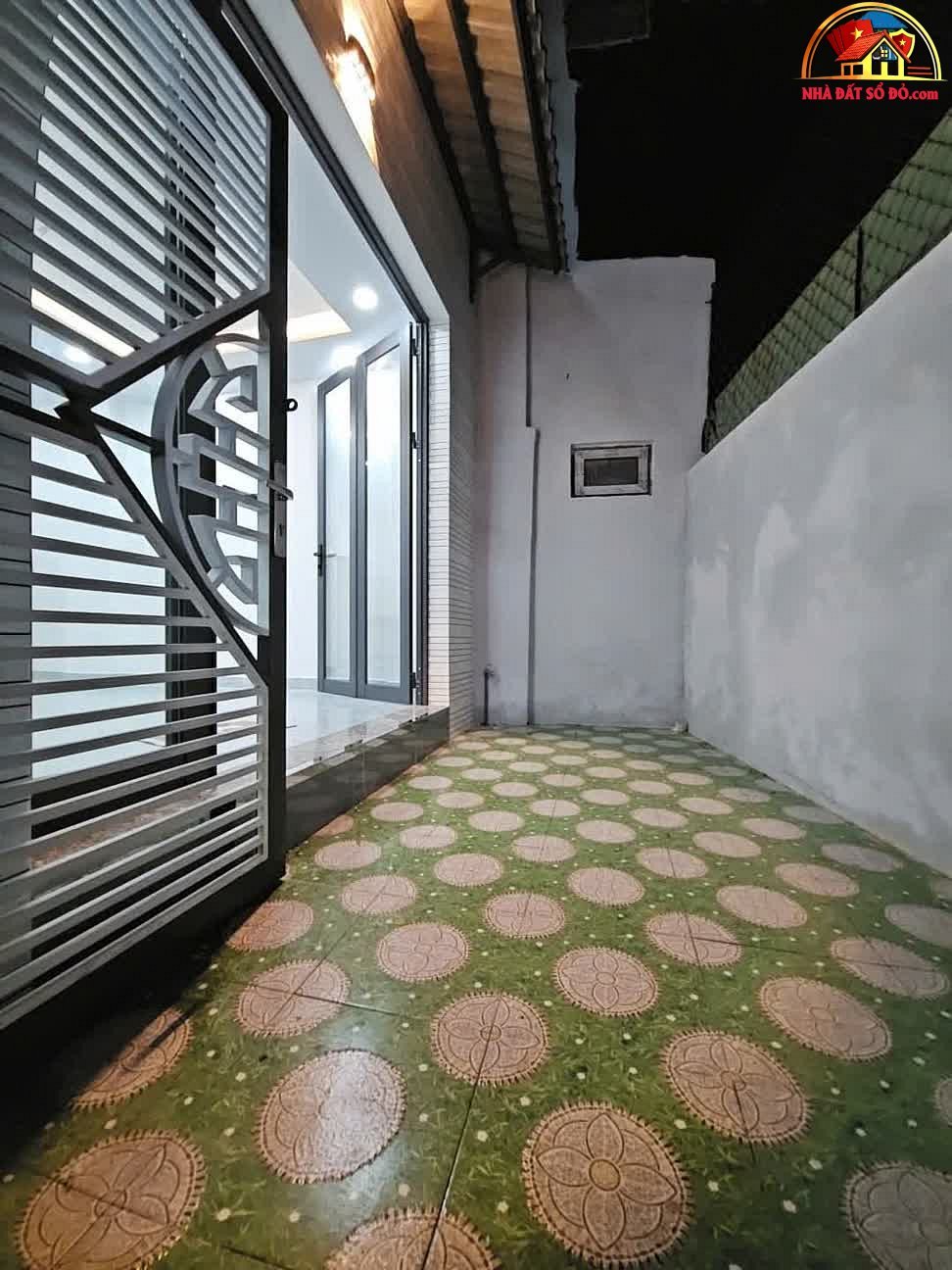 Nhà đất hẻm xe hơi gần trung tâm Quận 4 – 2,95 tỷ – NHÀ ĐẤT BẤT ĐỘNG SẢN SỔ ĐỎ