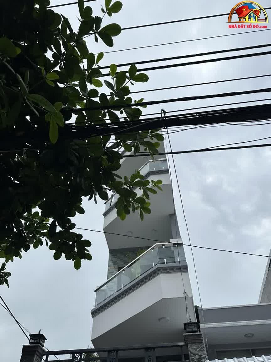Nhà đất sổ đỏ TP.HCM – Bán nhà mặt phố Quận 7, diện tích 39.8m2, giá 6.9 tỷ