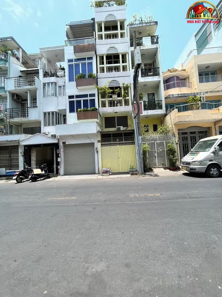 Nhà đất sổ đỏ Quận 5 Hồ Chí Minh, Lô Góc 2 Mặt Tiền Đường Phan Văn Trị