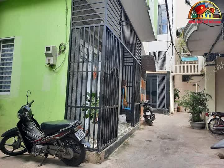 Nhà đất sổ đỏ bán nhanh tại Hải Châu Đà Nẵng, giá chỉ 2.3 tỷ
