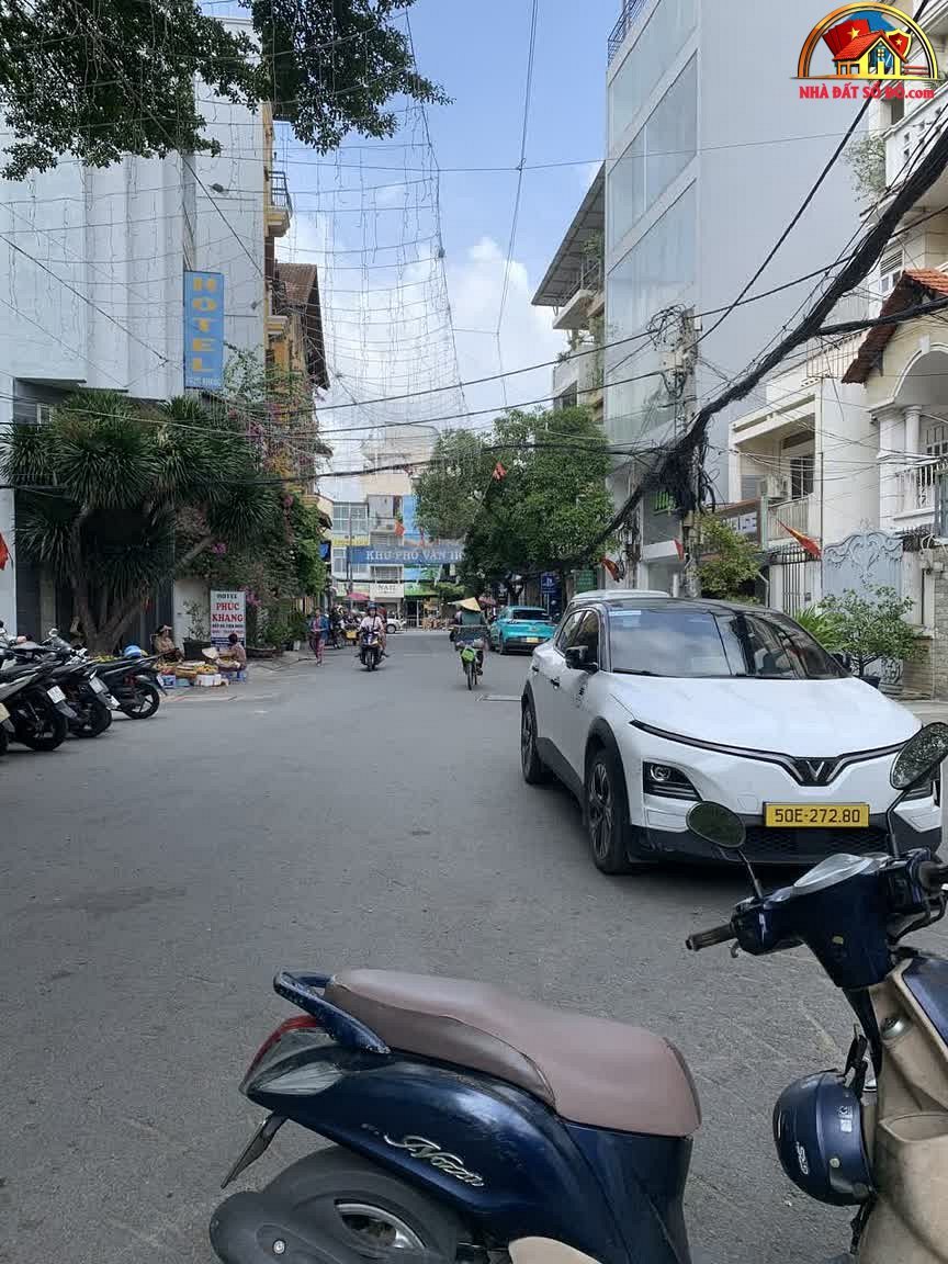 Bán nhà 4 tầng hẻm xe hơi – 98m² – Giá chỉ 24.5 tỷ – Hồ Chí Minh
