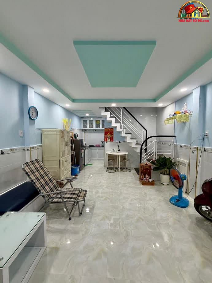 Bán nhà riêng sổ đỏ Tân Phú TP.HCM, nhà đẹp 34m² chỉ 3.99 tỷ