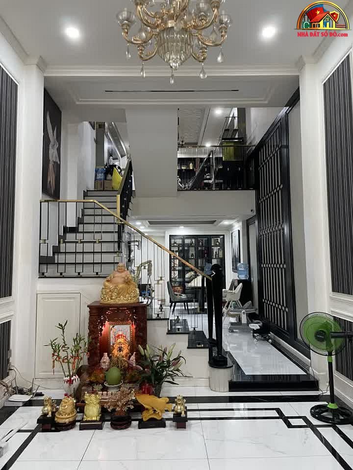Bán nhà riêng sổ đỏ Quận 5 Hồ Chí Minh diện tích 58m² giá 12.8 tỷ