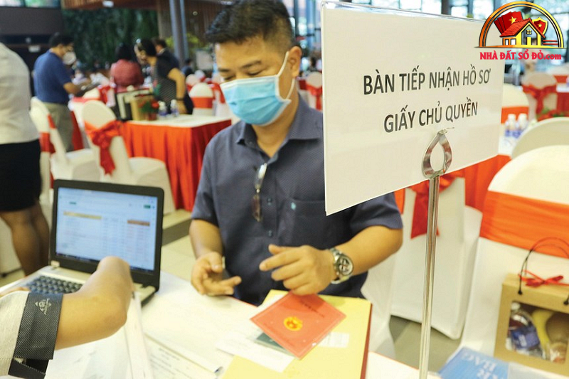 Xu hướng bất động sản sổ đỏ 2026-2027 tại TP.HCM - Review Nhà Phố - Mua bán nhà phố thổ cư - Reviewnhapho.com Xu hướng bất động sản sổ đỏ 2026-2027 tại TP.HCM - Review Nhà Phố - Mua bán nhà phố - Reviewnhapho.com