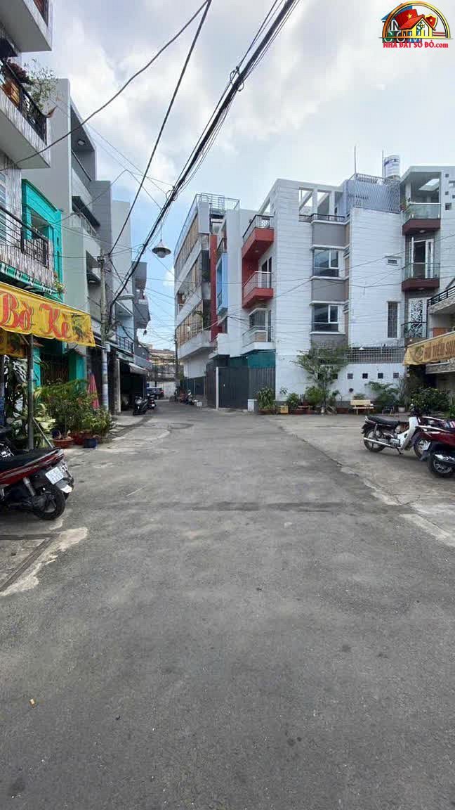 Nhà đẹp hẻm to giá tốt, Quận 6 – Diện tích 79m², giá 8.5 tỷ