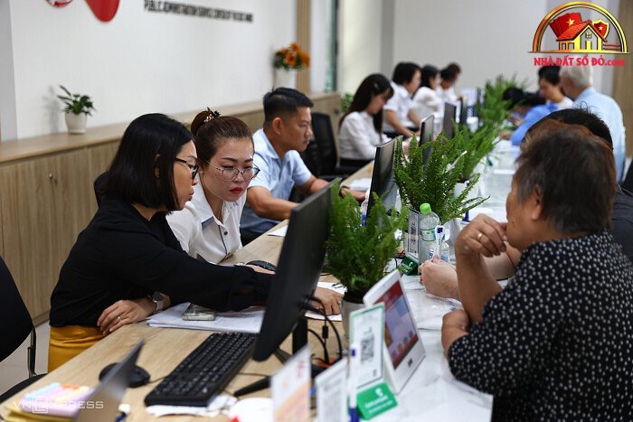 Công Chứng Vẫn Là Cần Thiết Dù Có Dữ Liệu Đất Đai Đầy Đủ - Review Nhà Phố - Mua bán nhà phố thổ cư - Reviewnhapho.com Công Chứng Vẫn Là Cần Thiết Dù Có Dữ Liệu Đất Đai Đầy Đủ - Review Nhà Phố - Mua bán nhà phố - Reviewnhapho.com
