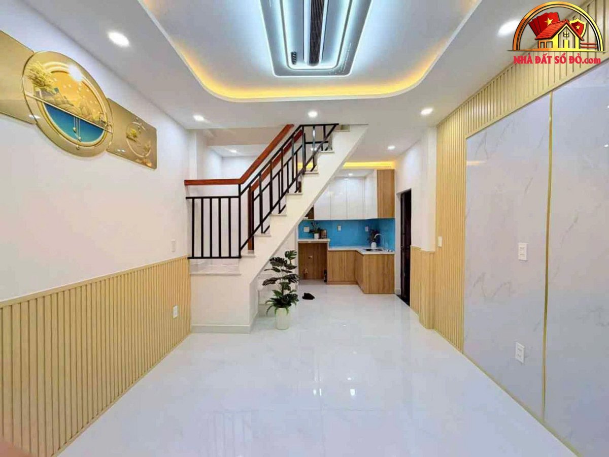 Nhà đẹp 3 tầng BTCT Âu Dương Lân, chỉ 2.88 tỷ – Mua ngay hôm nay!