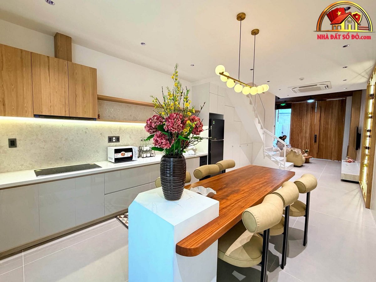 Homestay đẹp ánh sáng và gió ngay đầu cầu Rồng – 61m2 – 8.6 tỷ
