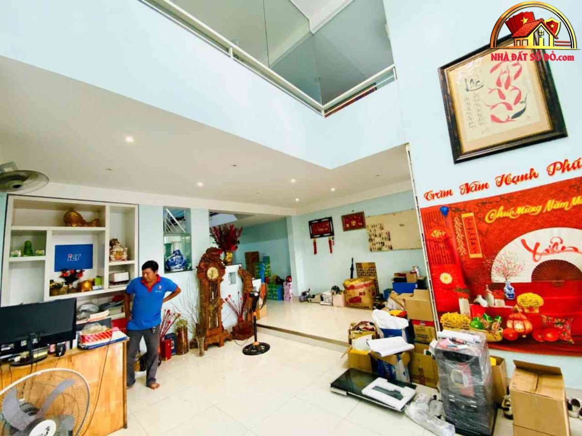 Nhà mặt phố Lê Bôi, 108m2 chỉ 10 tỷ – Đầu tư sinh lời cao – BĐS SỔ ĐỎ