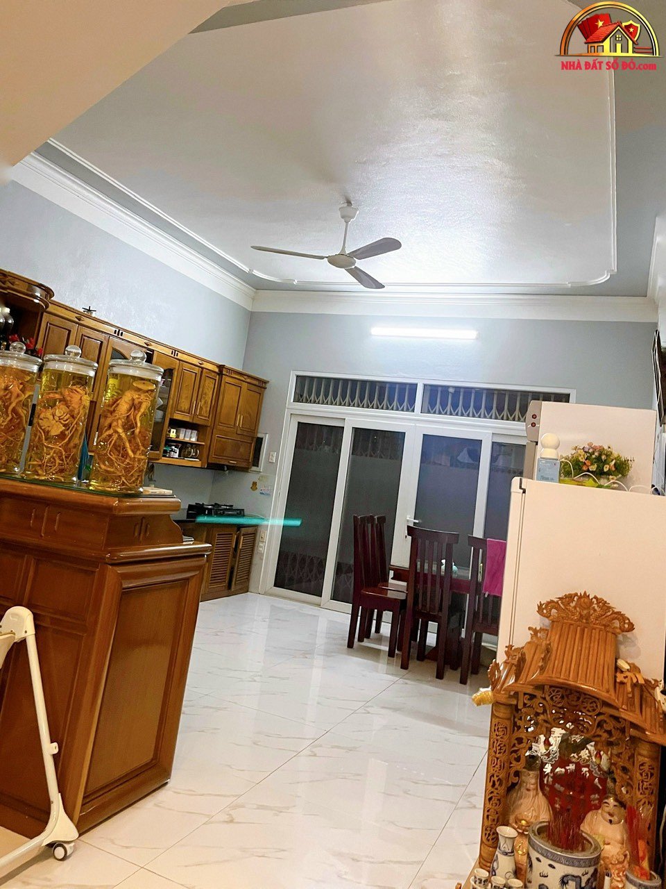 Nhà 3 tầng kiên cố, nội thất cao cấp, giá 6 tỷ … – Bán nhà trong ngõ, hẻm Quận Cẩm Lệ – Đà Nẵng giá 5 – 7 tỷ