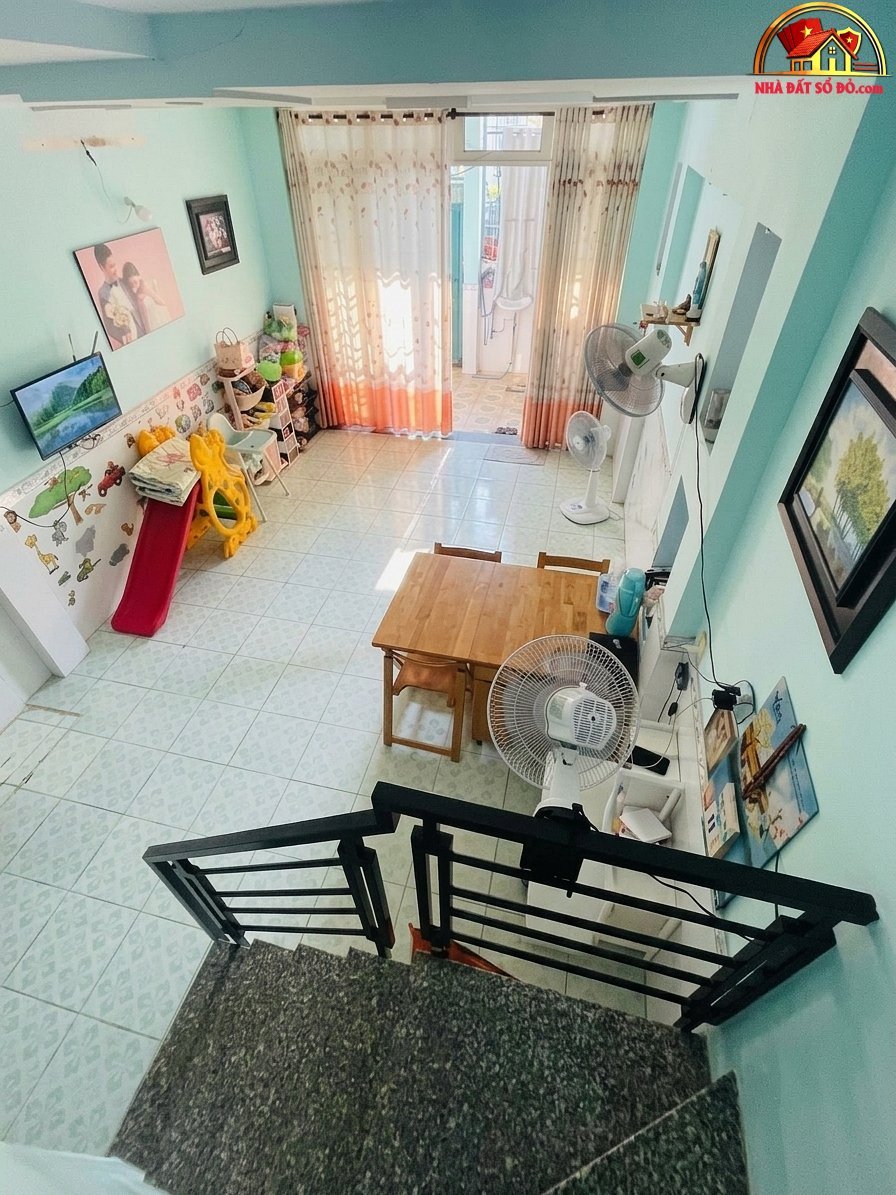 Nhà 2 tầng gần chợ Lạc Quang – 44m² – 3.29 tỷ – Bán nhà đất sổ đỏ