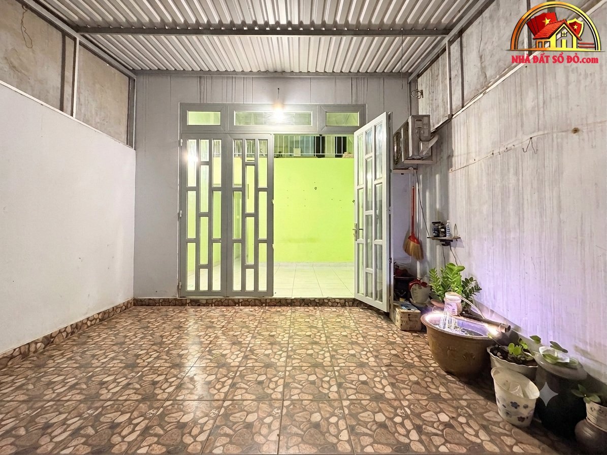 Nhà đất sổ đỏ Tân Hưng Thuận TP.HCM – Nhà đẹp vuông vức 62m2 giá 3.35 tỷ