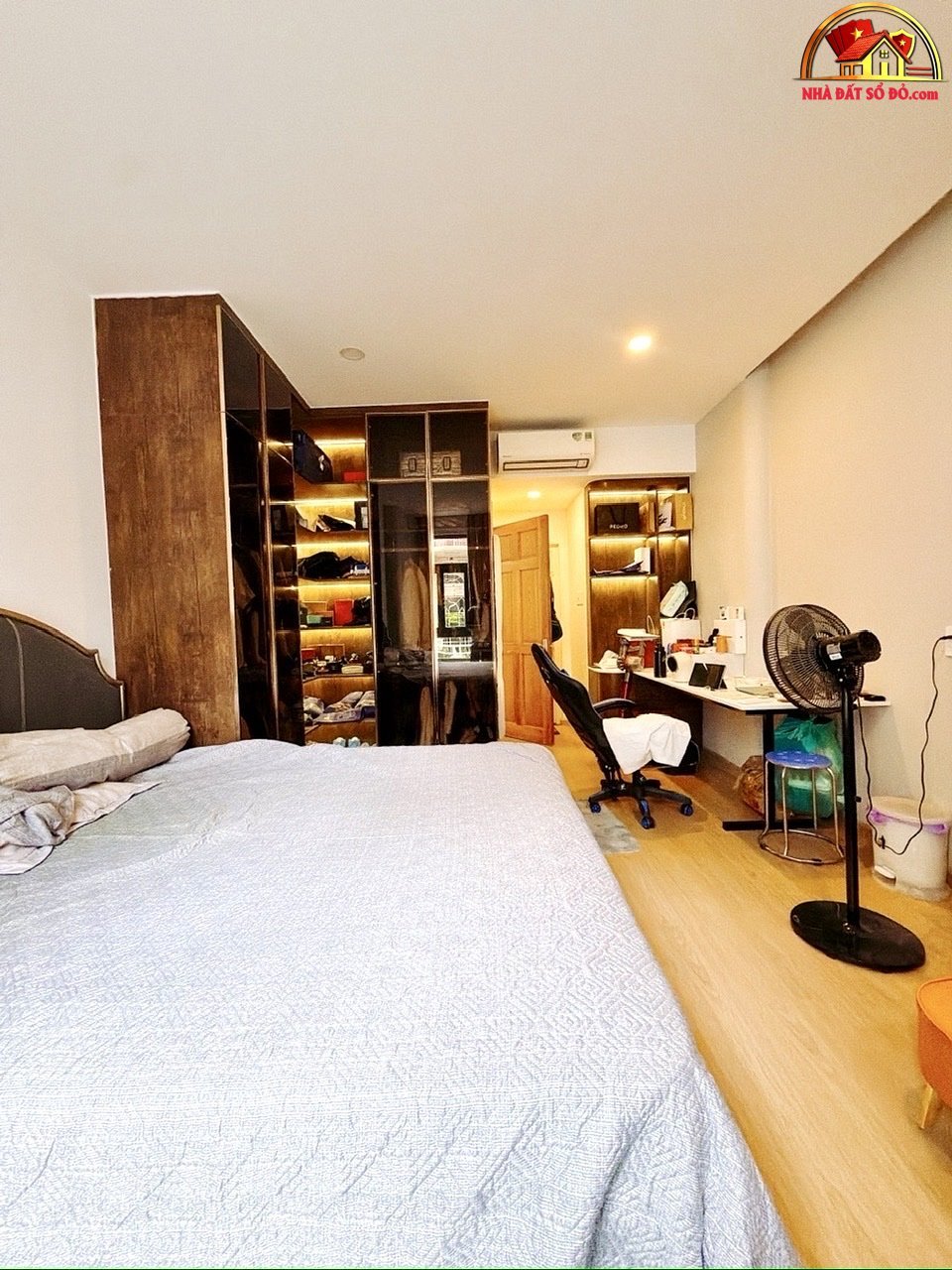 Nhà mặt tiền 5 tầng, xe hơi đậu cửa, gần trường đạ… – Bán nhà mặt phố Huyện Vân Đồn – Quảng Ninh giá 7 – 10 tỷ