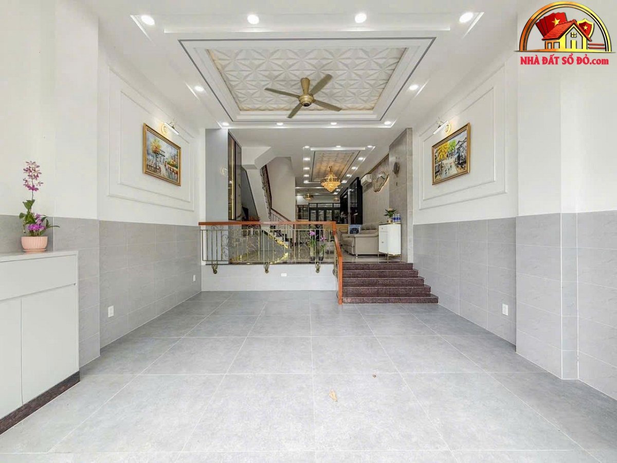 Nhà đất sổ đỏ TP.HCM, nhà đẹp tân cổ điển có thang máy, 85m2, 9.6 tỷ