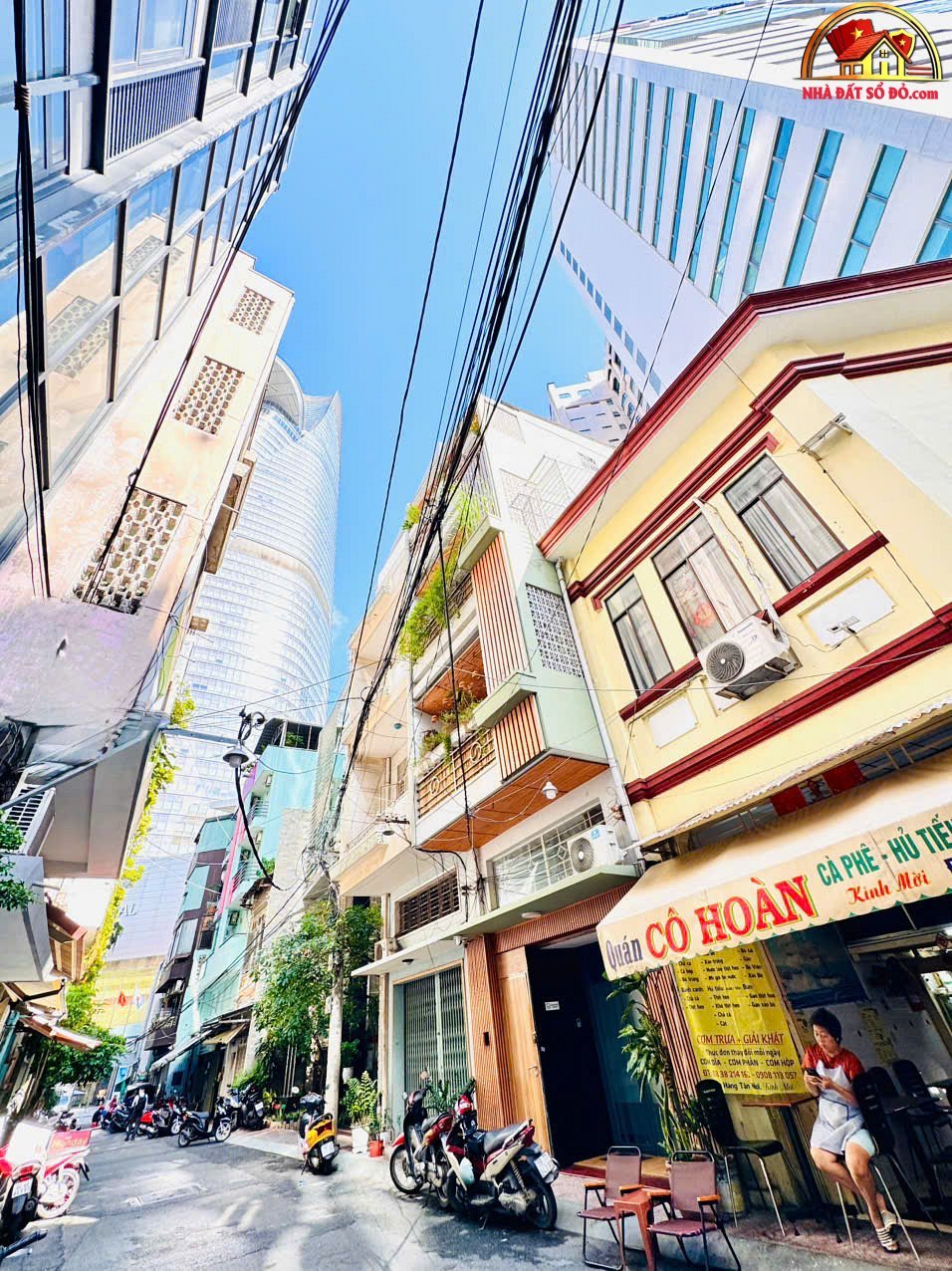 Nhà đất sổ đỏ Quận 1: Bán nhà 5 tầng mặt tiền hẻm xe hơi Đ.Hàm Nghi, view Bitexco