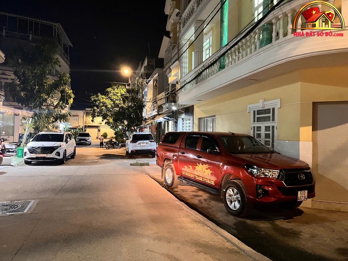 Nhà đất sổ đỏ TP.HCM, nhà riêng có thang máy cạnh … – Bán nhà trong ngõ, hẻm Huyện Nhà Bè – TP Hồ Chí Minh giá 7 – 10 tỷ
