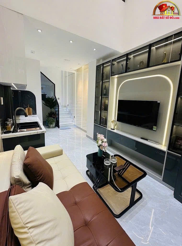Bán nhà hẻm xe hơi Nguyễn Thiện Thuật, Quận 3 – 81m2 chỉ 5.7 tỷ