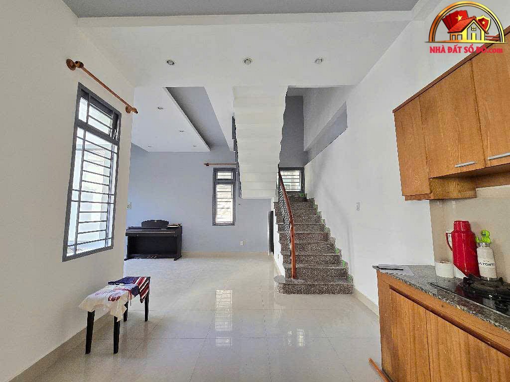 Nhà đất sổ đỏ Tân Bình – Sang nhượng nhà mặt phố Nghĩa Phát giá 7.7 tỷ