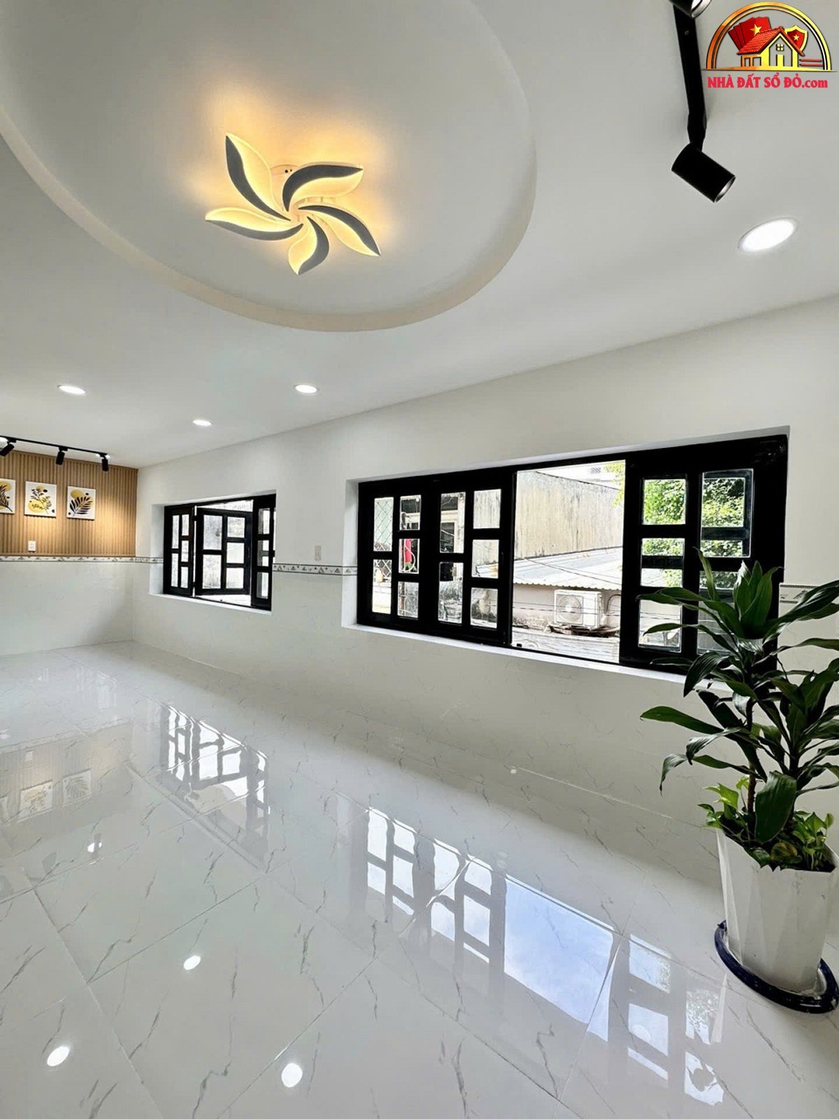 Nhà đất sổ đỏ TP.HCM – Nhà 3 tầng mới đẹp sát mặt tiền Mã Lò giá 6,4 tỷ