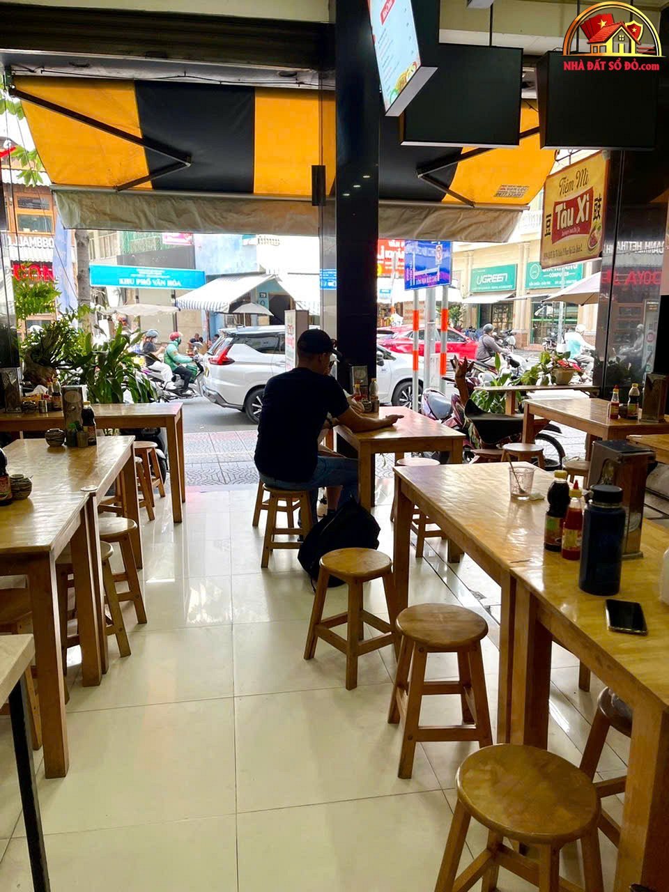 Bán nhà 5 tầng căn góc 2 mặt tiền kinh doanh Bùi Thị Xuân, Quận 1 – 52 tỷ