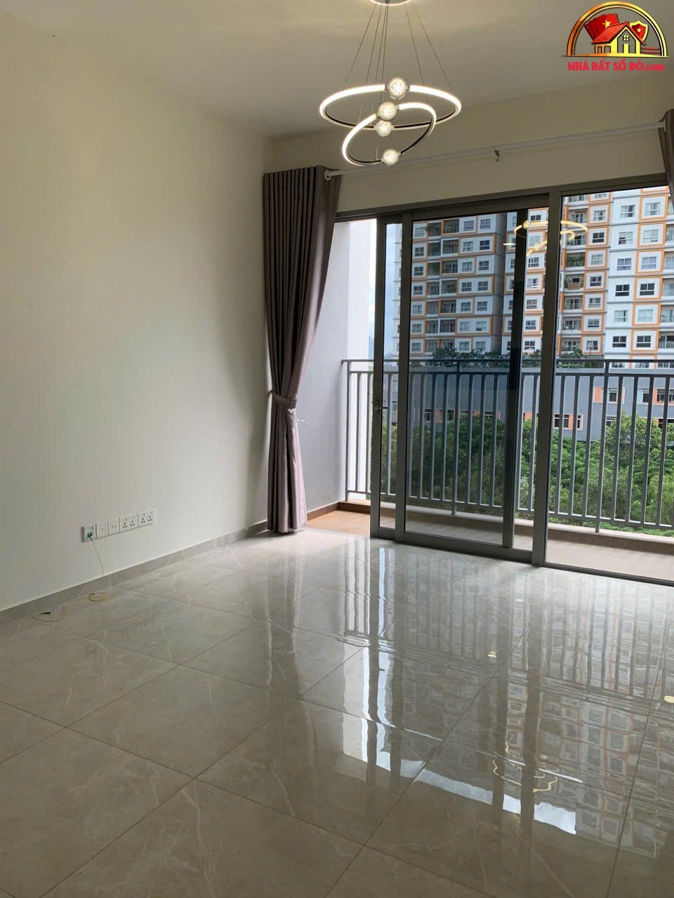 Nhà đất sổ đỏ TP.HCM – Căn hộ 89m2 giá 6.48 tỷ Celesta Rise