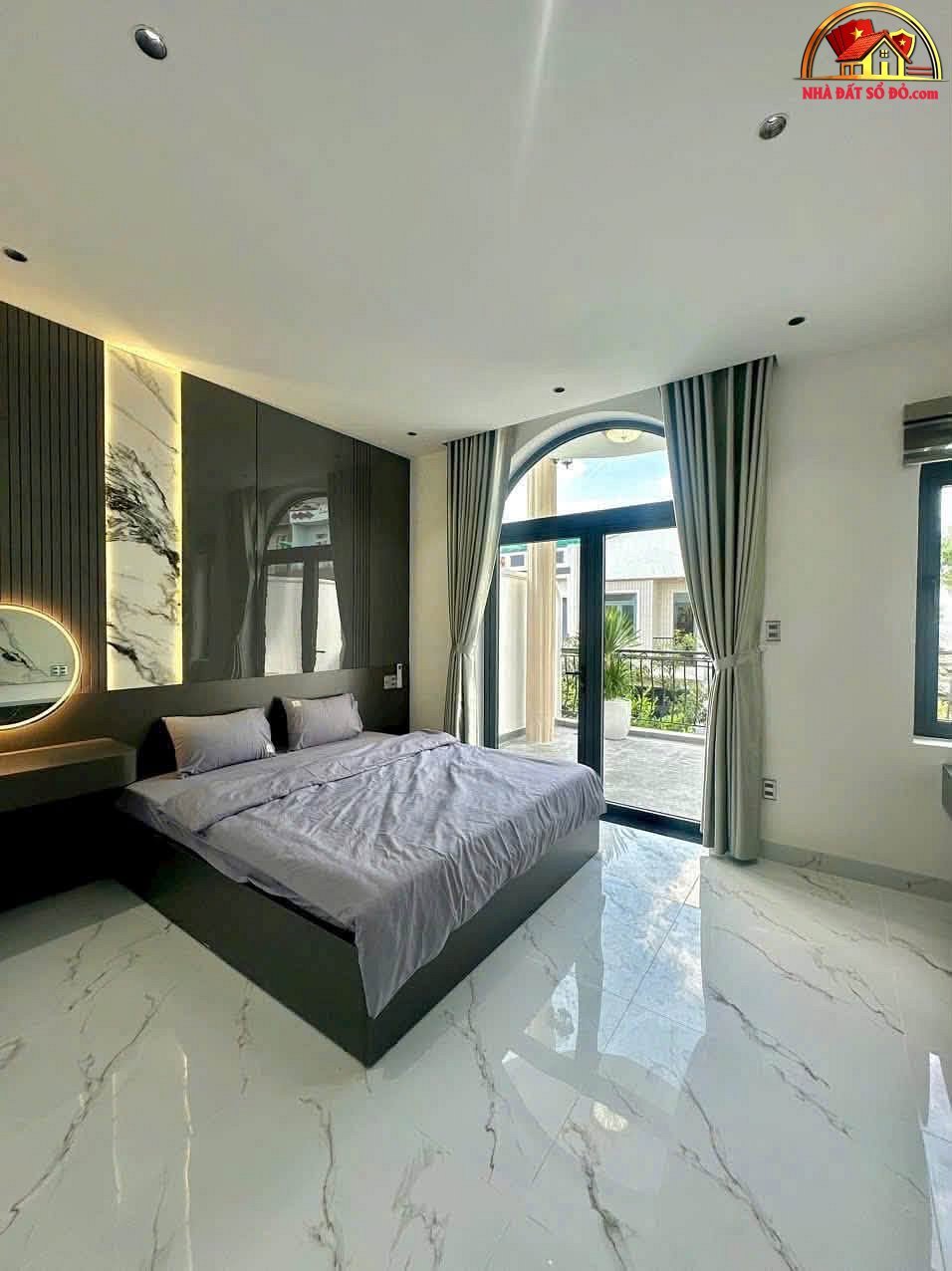 Nhà full nội thất 3 tầng đường Dương Đức Hiền – Gần biển – 72m2 – 8 tỷ 290 triệu