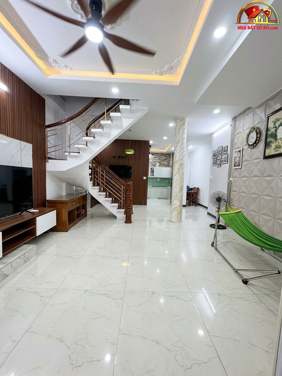 Nhà 2 tầng nở hậu sát công viên Làng Hoa Gò Vấp – 6.1 tỷ – NHÀ ĐẤT BẤT ĐỘNG SẢN SỔ ĐỎ