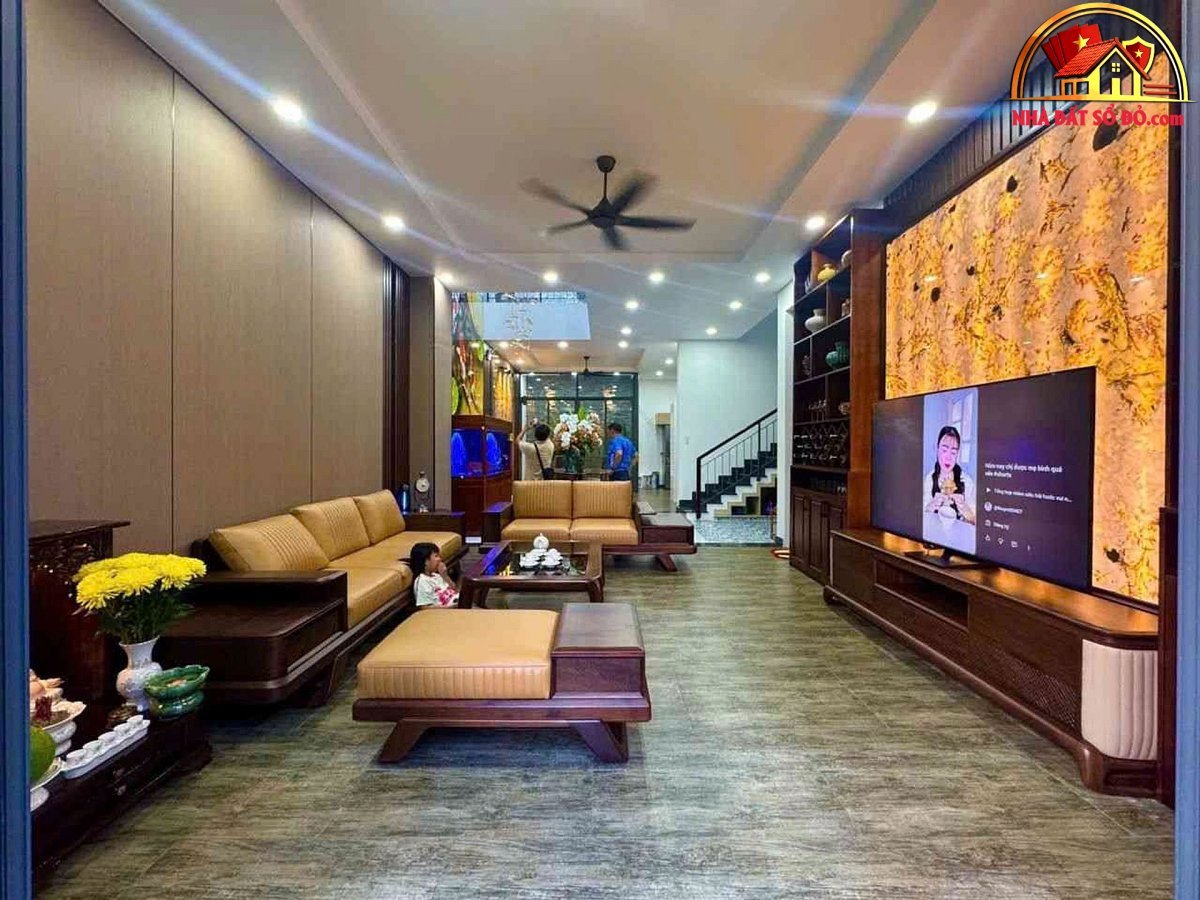 Biệt thự sang trọng, nội thất cao cấp, hxh Vườn Là… – Bán biệt thự Quận 12 – TP Hồ Chí Minh giá 10 – 15 tỷ