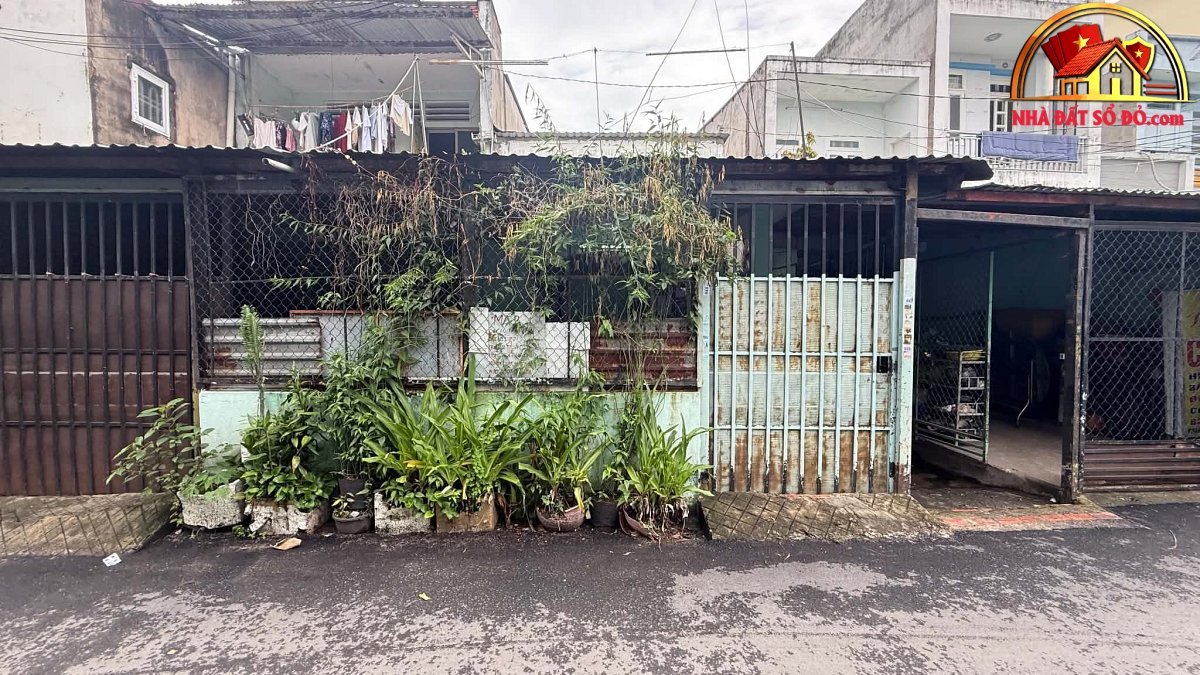Nhà đất sổ đỏ Đông Hưng Thuận 23, mặt tiền 6m, giá 5,7 tỷ